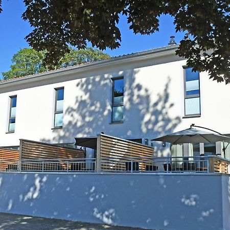 Schoene Ferienwohnungen Mit Kamin Im Ostseebad Sellin Exterior foto