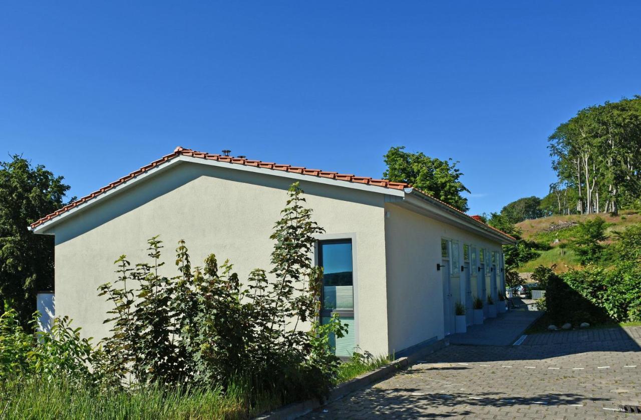 Schoene Ferienwohnungen Mit Kamin Im Ostseebad Sellin Exterior foto