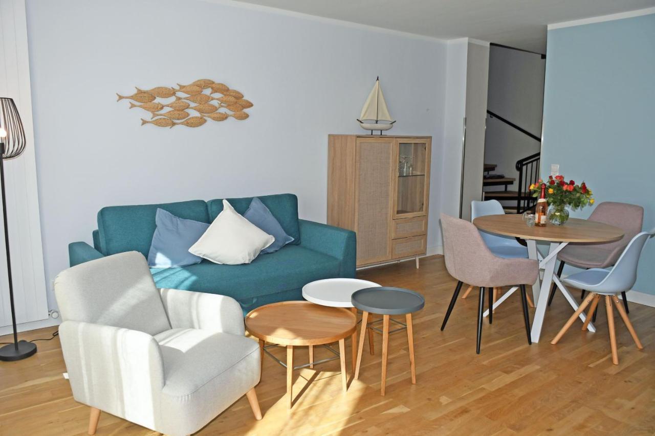 Schoene Ferienwohnungen Mit Kamin Im Ostseebad Sellin Exterior foto