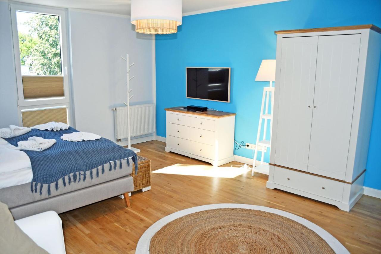Schoene Ferienwohnungen Mit Kamin Im Ostseebad Sellin Exterior foto