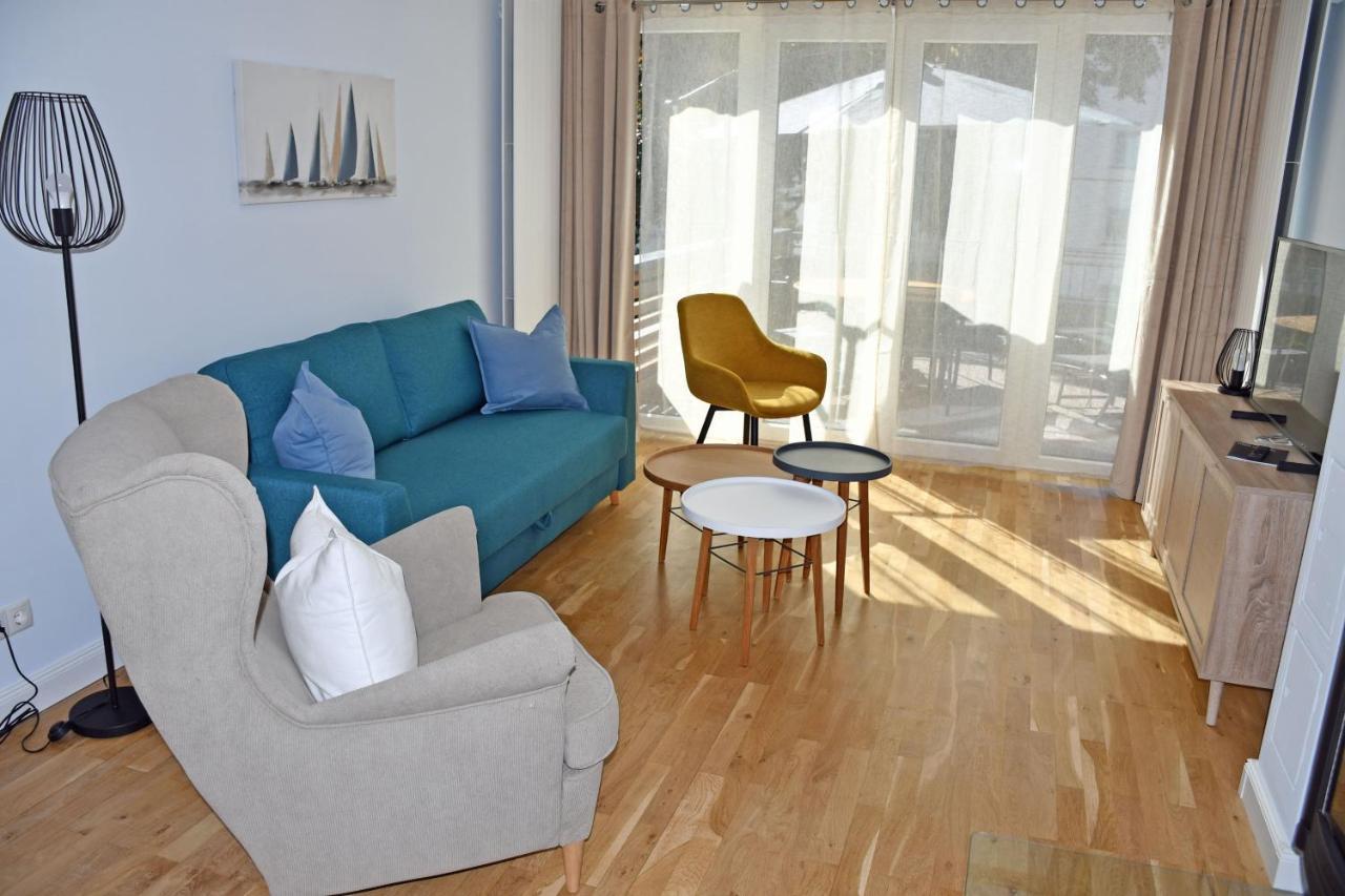 Schoene Ferienwohnungen Mit Kamin Im Ostseebad Sellin Exterior foto